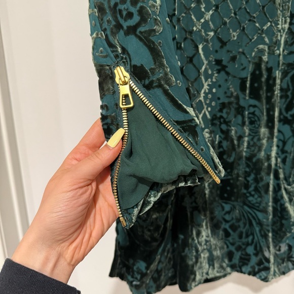 Balmain X H&M Green Velvet Dress - Picture 4 of 8